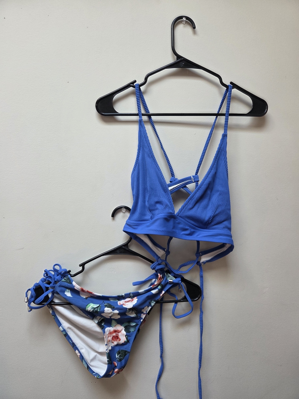 Blue Ribbed Strappy Bikini Top with Floral Tie-Side Bottom
